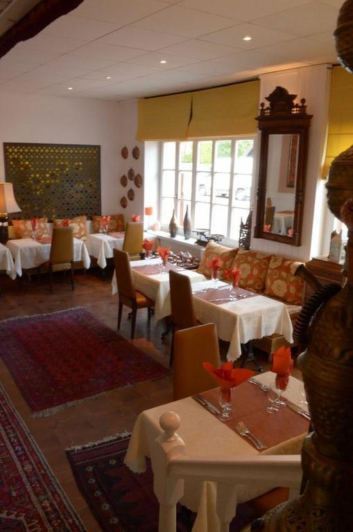 Hotel Restaurant Kutchi *